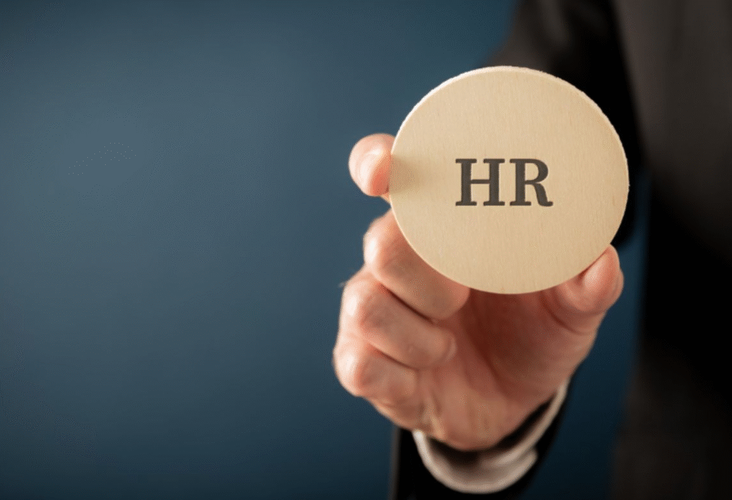 How Virtual CFO Services Help SMEs Improve Cash Flow and Secure Bank Funding
